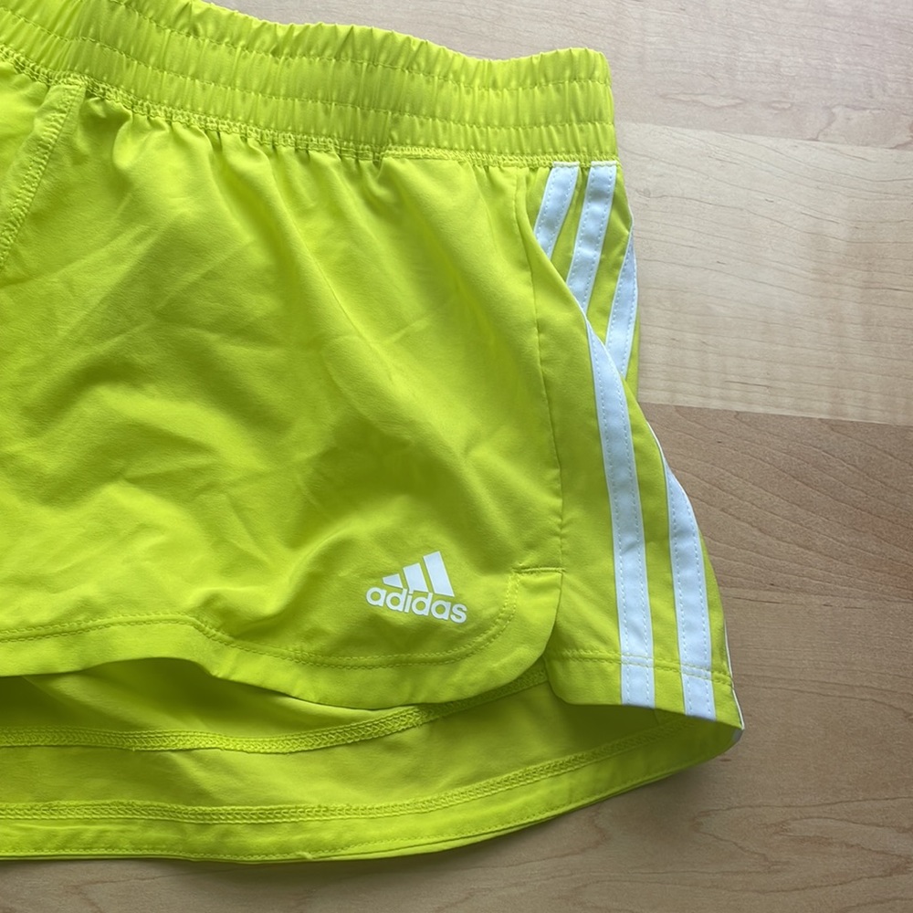 ADIDAS SHORTS - Picture 2 of 4